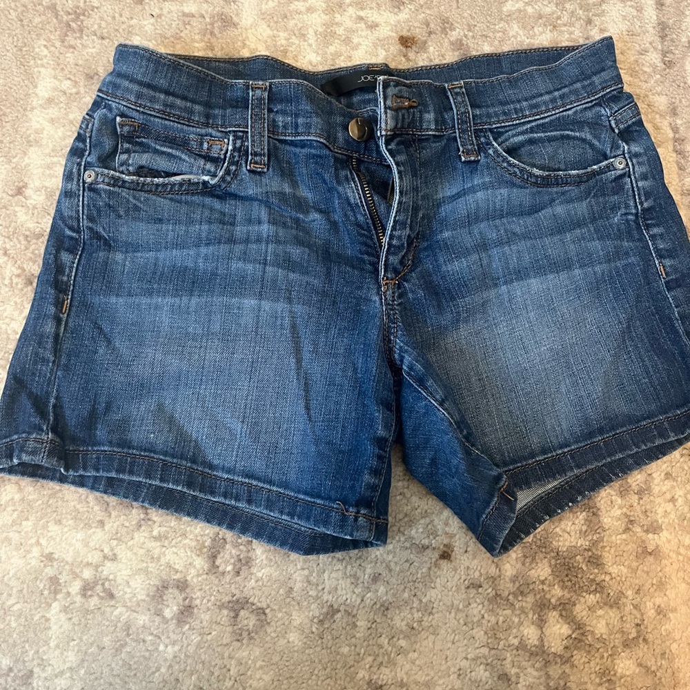 Joe’s Jeans denim shorts size 26